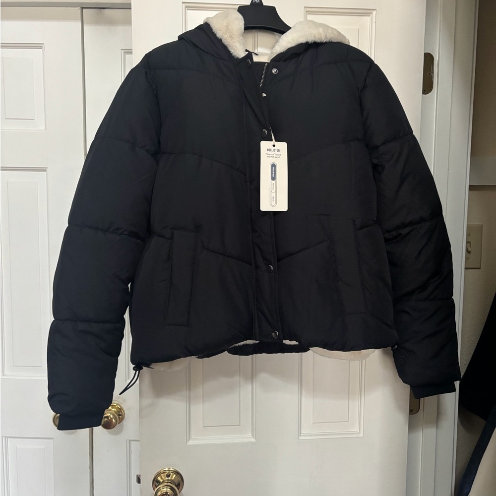 Hollister Black Thermal Puffer Jacket